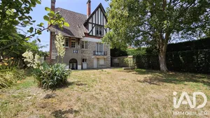 Maison traditionnelle à Saint-Pierre-lès-Nemours (77140)