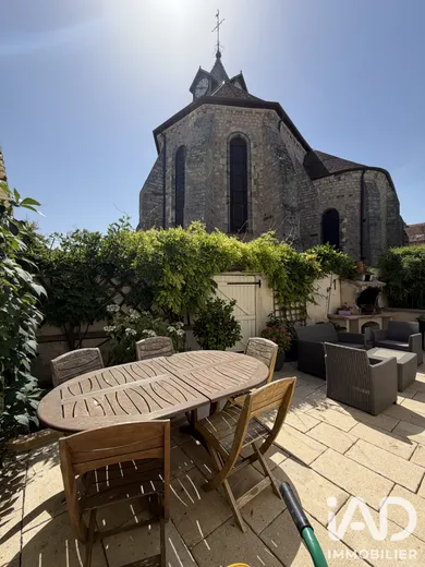 Maison à Villeneuve-la-Guyard (89340)
