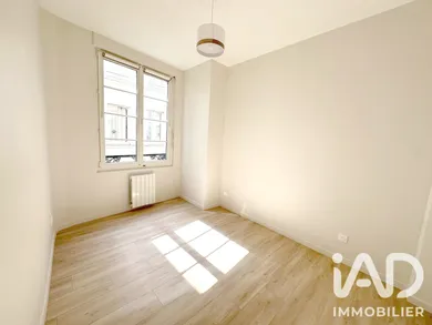 Apartment in Paris (75001)
