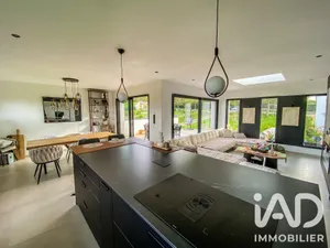 Architectural house in Moustoir-Ac (56500)
