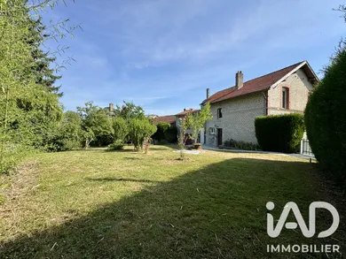 Maison de campagne à Grandham (08250)