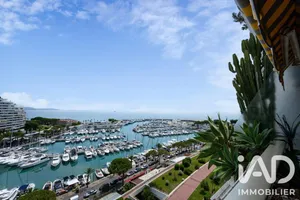 Apartment in Villeneuve-Loubet (06270)