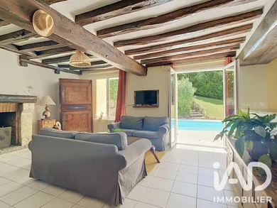 Maison de campagne à Fontaine-la-Rivière (91690)