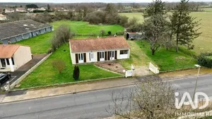 Maison de village à Mauprévoir (86460)