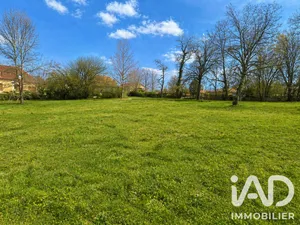 Terrain à Saint-Martial-de-Nabirat (24250)
