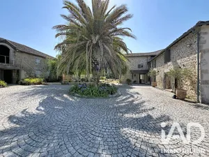 Mansion in Saint-Aubin (40250)