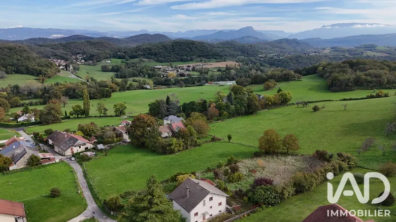 Terrain à bâtir à Cuzieu (01300) · 65 000 €