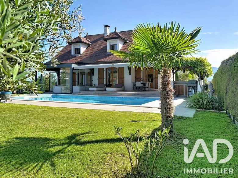 Maison 4 pièces 135 m² · à Reignier-Ésery · 135 m² · 950 000 €