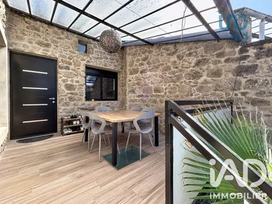 Maison de village à Lupé (42520)