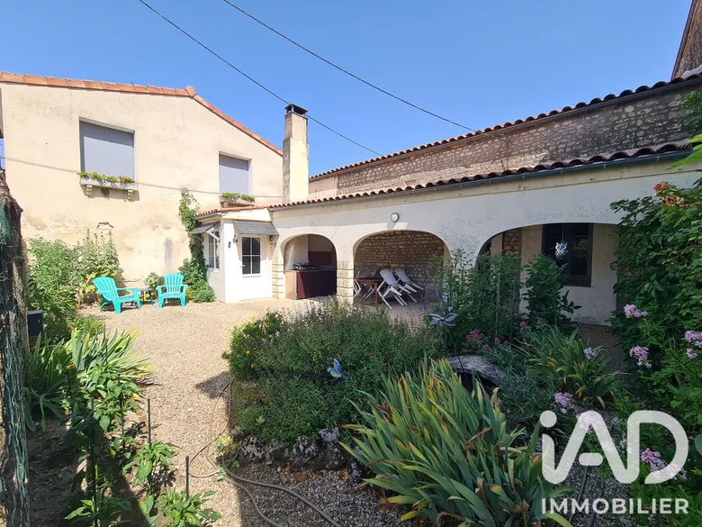 Maison 6 pièces 114 m² · à Varaize · 114 m² · 199 000 €