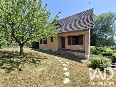 Detached house in Bussy-en-Othe (89400)