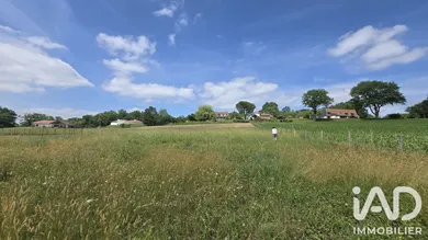 Building plot in Sauveterre-de-Béarn (64390)