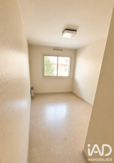 Apartment in Toulon (83000)