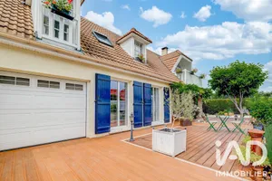House in Serris (77700)