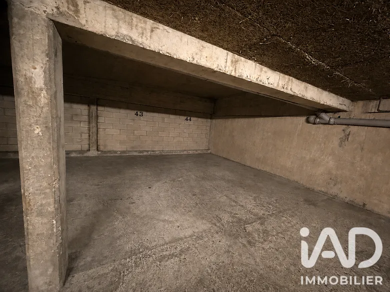 Parking 12 m² · à Paris · 12 m² · 41 500 €