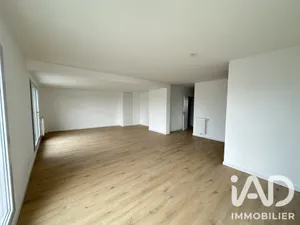 Apartment in La Rochelle (17000)