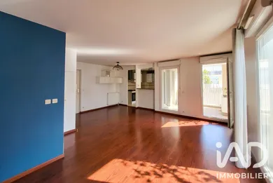 Apartment in Gennevilliers (92230)