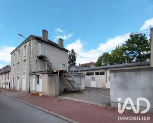 Townhouse in Montmorillon (86500)