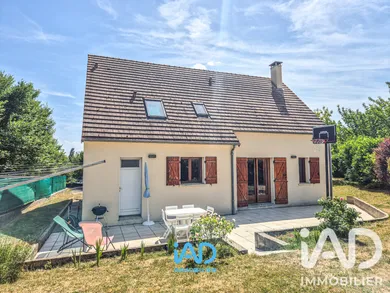 Maison à Jouy-Mauvoisin (78200)