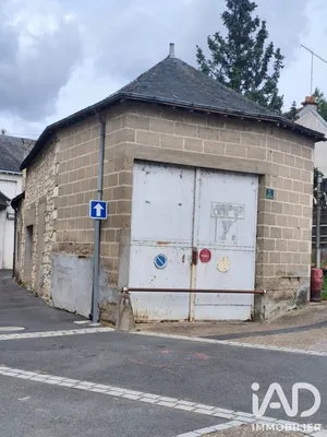 Parking in L'Île-Bouchard (37220)