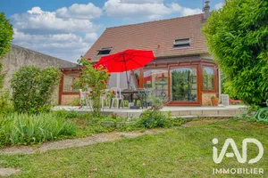 House in Chessy (77700)