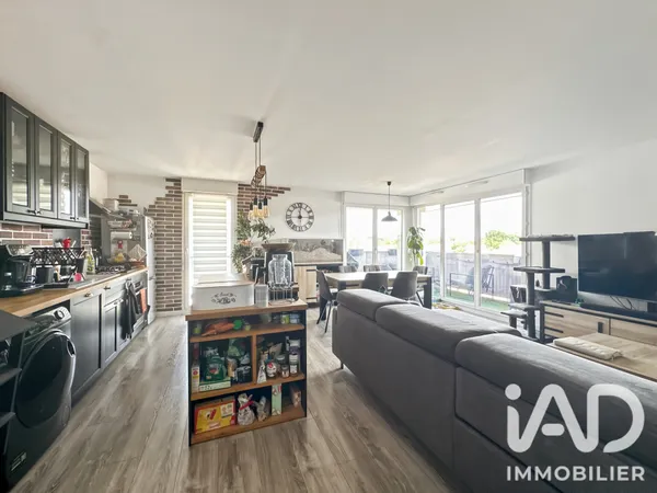 Appartement à Sainte-Geneviève-des-Bois (91700) photo 2