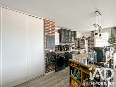 Appartement à Sainte-Geneviève-des-Bois (91700)