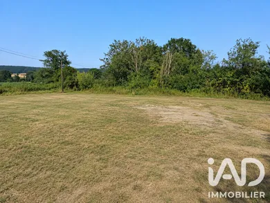 Land in Préval (72400)