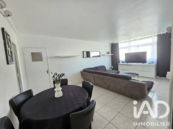 Appartement à Viry-Châtillon (91170) photo 2
