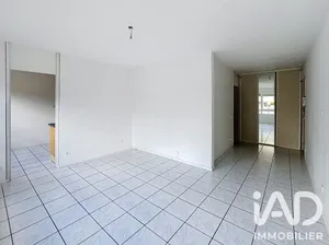 Apartment in Oullins (69600)