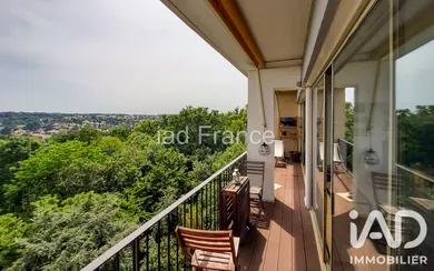 Apartment in Vaucresson (92420)