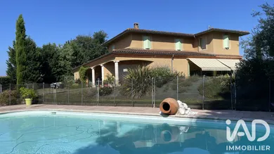 House in La Réole (33190)