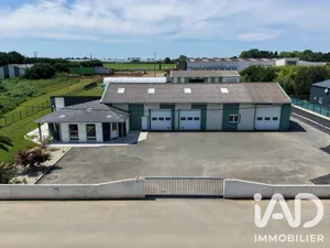 Immeuble à Kermaria-Sulard (22450)