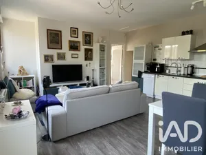Appartement à Saint-Jean-de-la-Ruelle (45140)