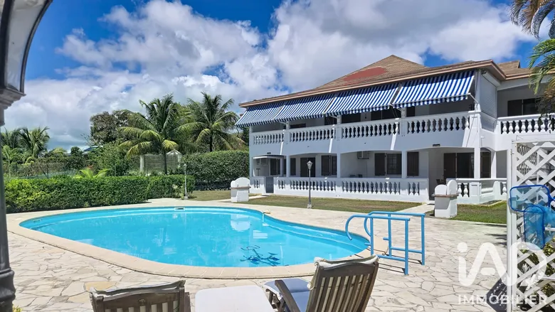 Maison 10 pièces 246 m² · à Saint Francois · 245,6 m² · 740 000 €