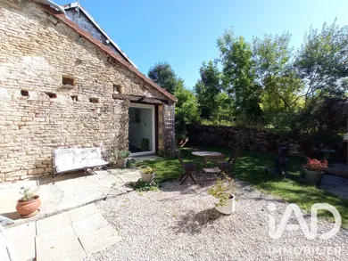 Maison de village à Saint-Anthot (21540)