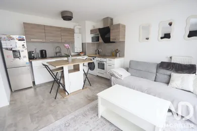 Appartement à Vert-Saint-Denis (77240)