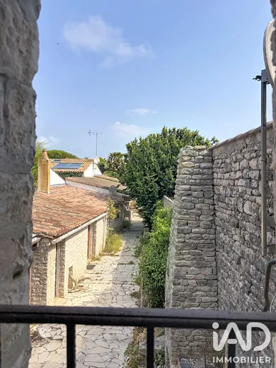Maison de village à Sainte-Marie-de-Ré (17740)
