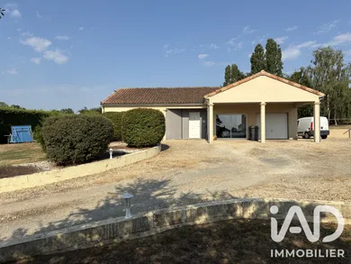 Maison à Val en Vignes (79150)