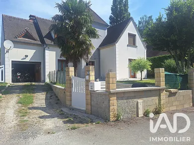 Maison à Saint-Cyr-sur-Morin (77750)