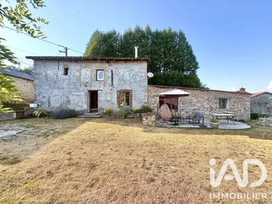 Maison à Saint-Léonard-de-Noblat (87400)