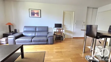 Apartment in Villeneuve-le-Roi (94290)