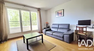Apartment in Villeneuve-le-Roi (94290)