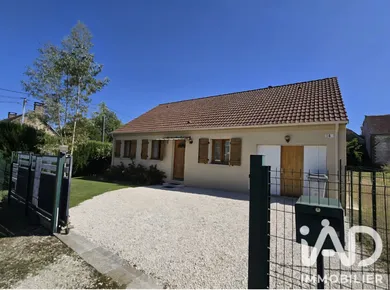 Traditional house in Eaux-Puiseaux (10130)