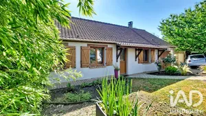 Traditional house in Pringy (77310)