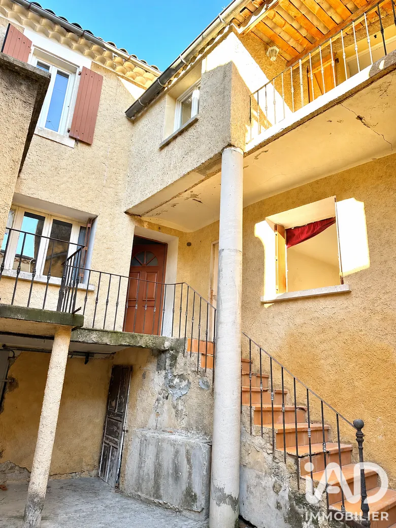 Maison 5 pièces 110 m² · à Valréas · 110 m² · 160 000 €