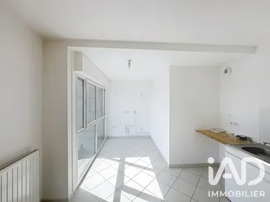 Apartment in Sceaux (92330)