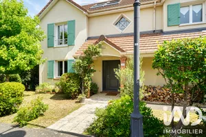 Maison à Verneuil-sur-Seine (78480)