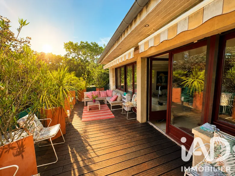 Appartement 7 pièces 205 m² · à Étiolles · 205 m² · 690 000 €