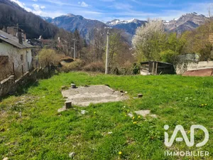 Terrain à bâtir à Eaux-Bonnes (64440)